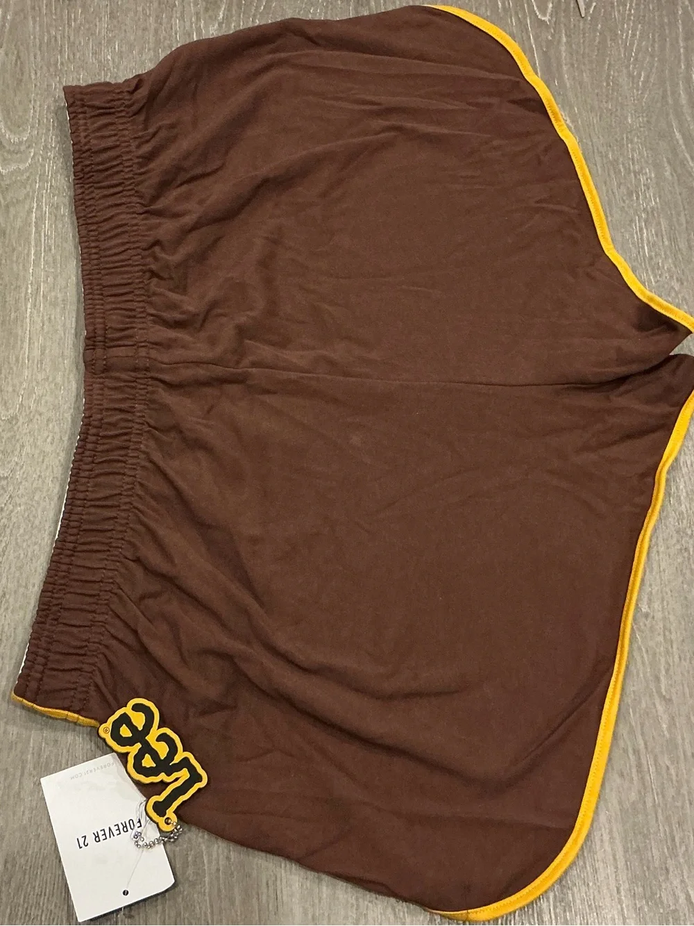 NWT Forever 21 x Lee collection Lee Brown Shorts with Yellow Trim XL